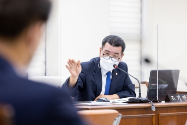 운영위원회 행정사무감사- 의회사무국